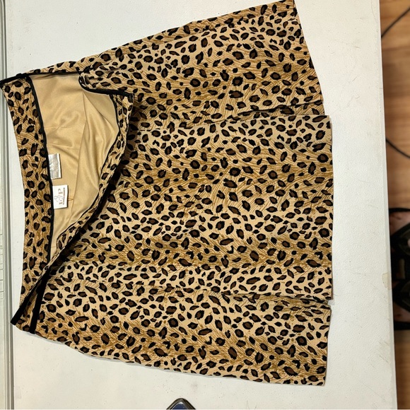 EP Pro Golf Skort 12Multicolored Animal Print Black Trim  Side ZIP Lining EUC - Picture 3 of 12